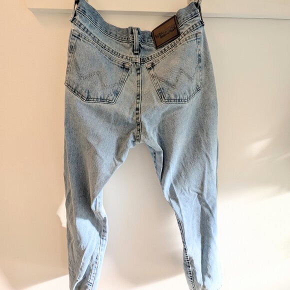 Wrangler Denim Jeans – Light Blue [32 X 32] - Picture 4 of 6